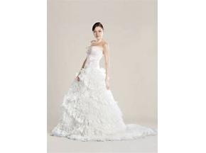 global, Bridal Gowns, market report, history and forecast, 2013-2025